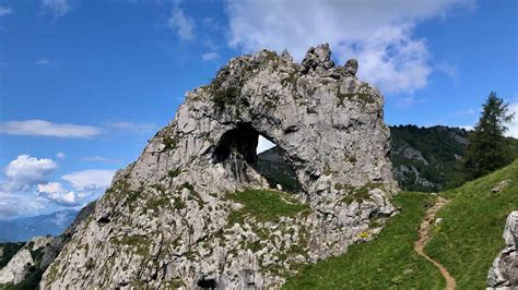 Porta di Prada sul Grignone dal Cainallo.